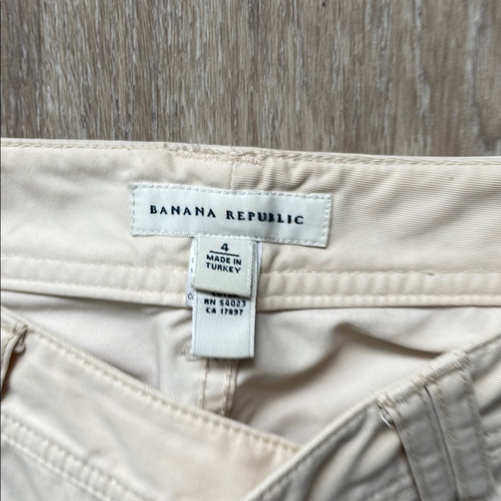 Banana Republic Cream Pants